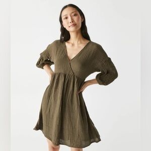Michael Stars NWT Hailey Gauze Dress in Dolma